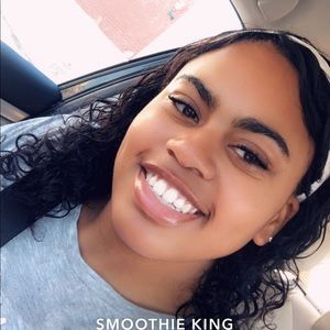 Meet your Posher, Miracle